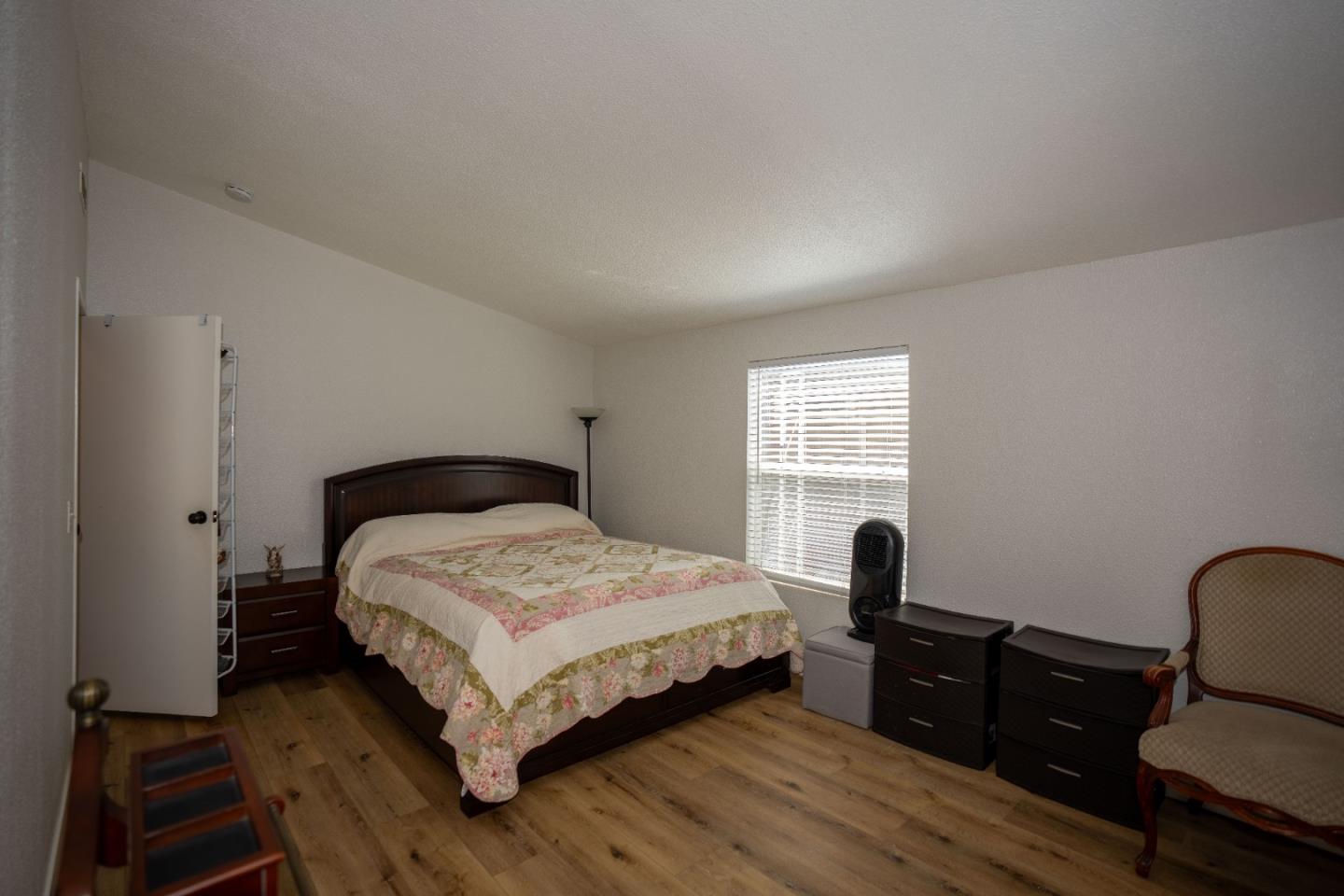 Detail Gallery Image 7 of 18 For 20 Russell Rd #133,  Salinas,  CA 93906 - 3 Beds | 2 Baths