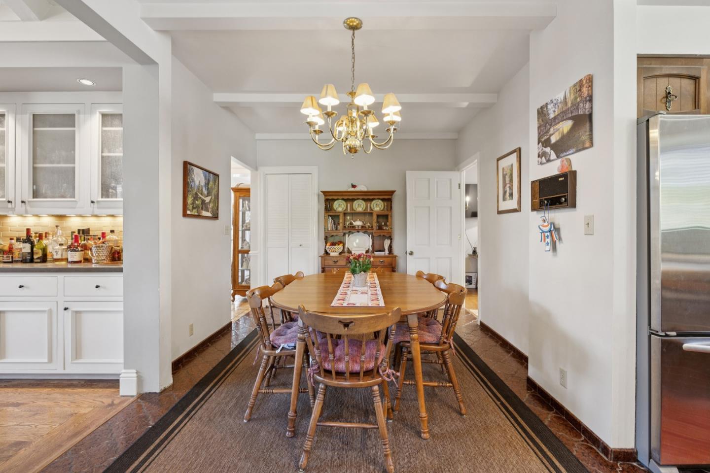 Detail Gallery Image 25 of 58 For 2301 Easton Dr, Burlingame,  CA 94010 - 3 Beds | 4 Baths