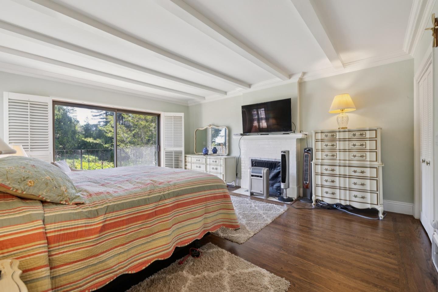 Detail Gallery Image 41 of 58 For 2301 Easton Dr, Burlingame,  CA 94010 - 3 Beds | 4 Baths