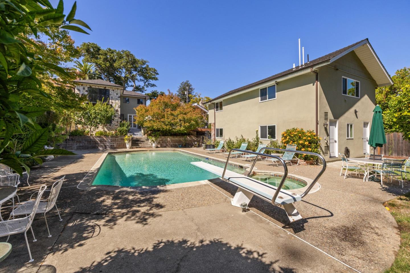 Detail Gallery Image 56 of 58 For 2301 Easton Dr, Burlingame,  CA 94010 - 3 Beds | 4 Baths