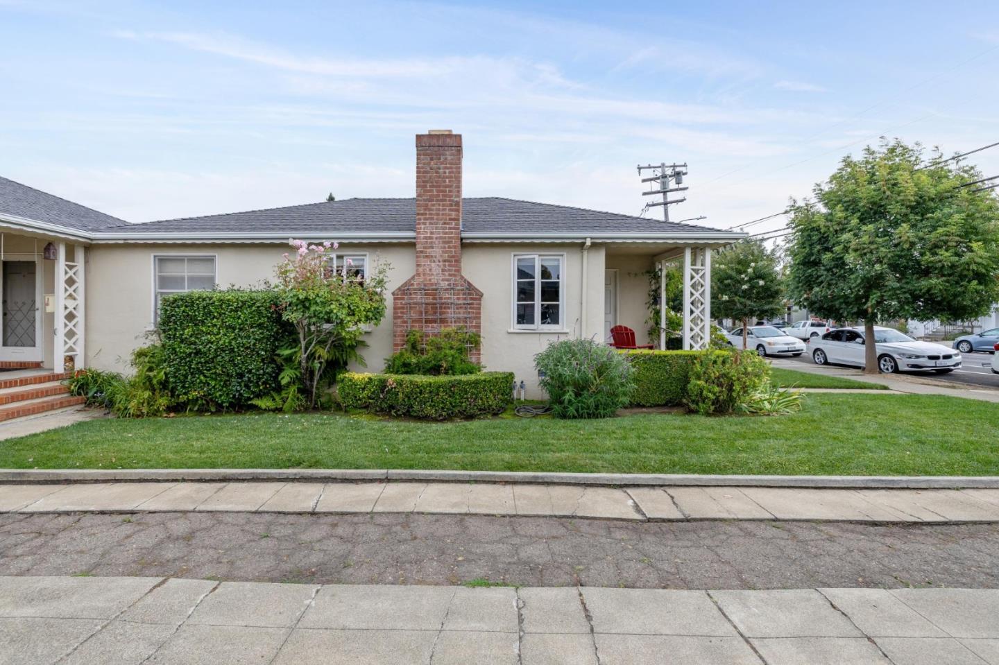 Detail Gallery Image 5 of 13 For 933 S B St, San Mateo,  CA 94401 - 4 Beds | 2 Baths