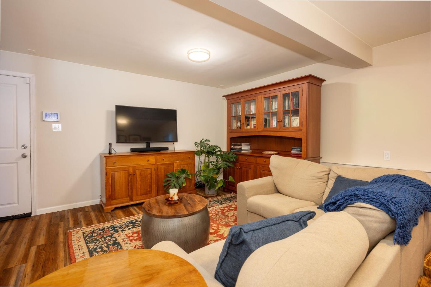 Detail Gallery Image 15 of 43 For 544 Grove St, Half Moon Bay,  CA 94019 - 4 Beds | 3 Baths