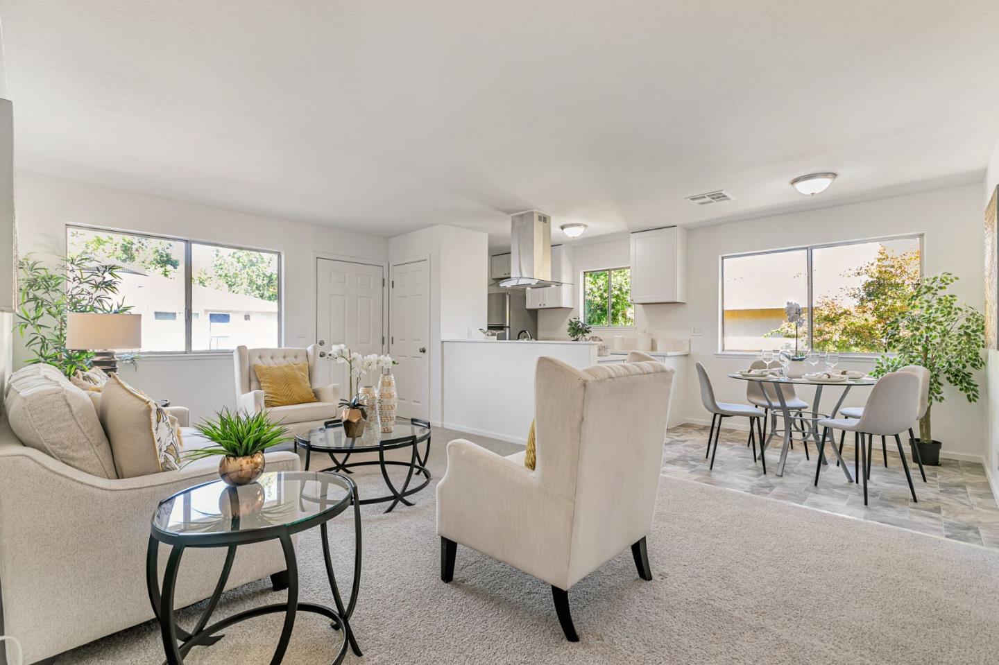 Detail Gallery Image 5 of 21 For 4787 Hatfield Wkwy #4,  San Jose,  CA 95124 - 2 Beds | 1 Baths