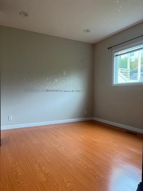 Detail Gallery Image 10 of 20 For 258 Flood Ave, San Francisco,  CA 94112 - 1 Beds | 1 Baths