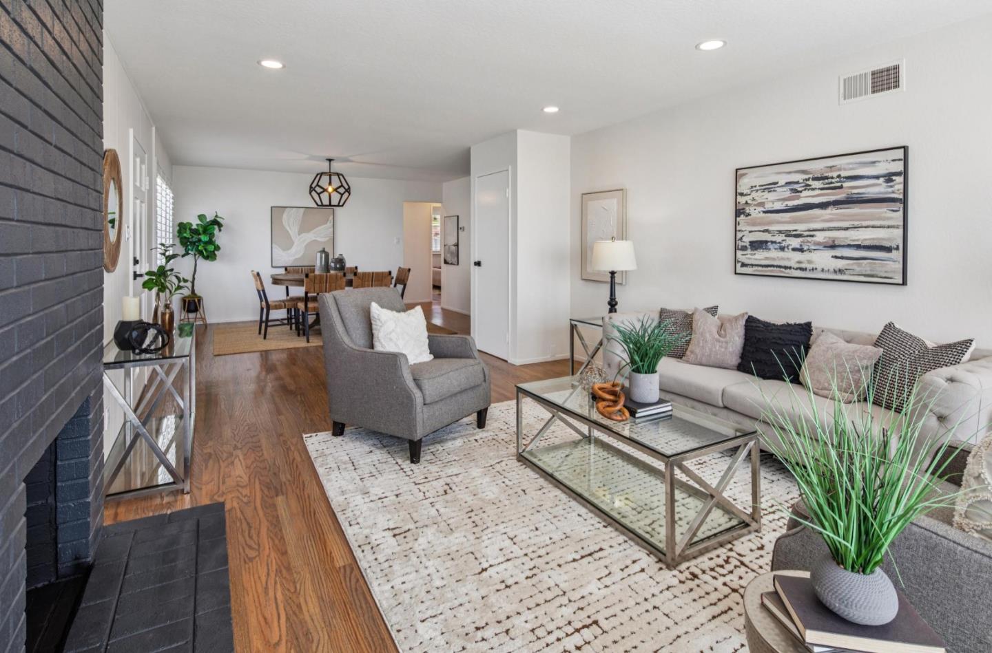 Detail Gallery Image 13 of 42 For 269 Beachview Ave, Pacifica,  CA 94044 - 3 Beds | 1 Baths