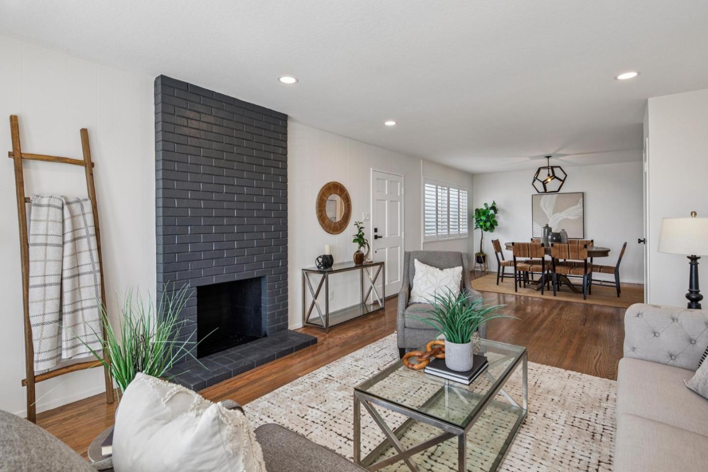 Detail Gallery Image 16 of 42 For 269 Beachview Ave, Pacifica,  CA 94044 - 3 Beds | 1 Baths