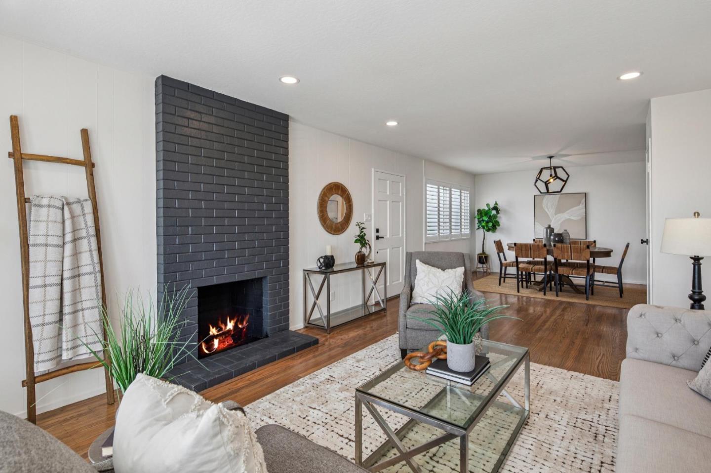 Detail Gallery Image 17 of 42 For 269 Beachview Ave, Pacifica,  CA 94044 - 3 Beds | 1 Baths
