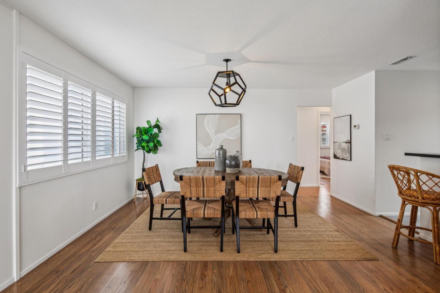 Detail Gallery Image 19 of 42 For 269 Beachview Ave, Pacifica,  CA 94044 - 3 Beds | 1 Baths