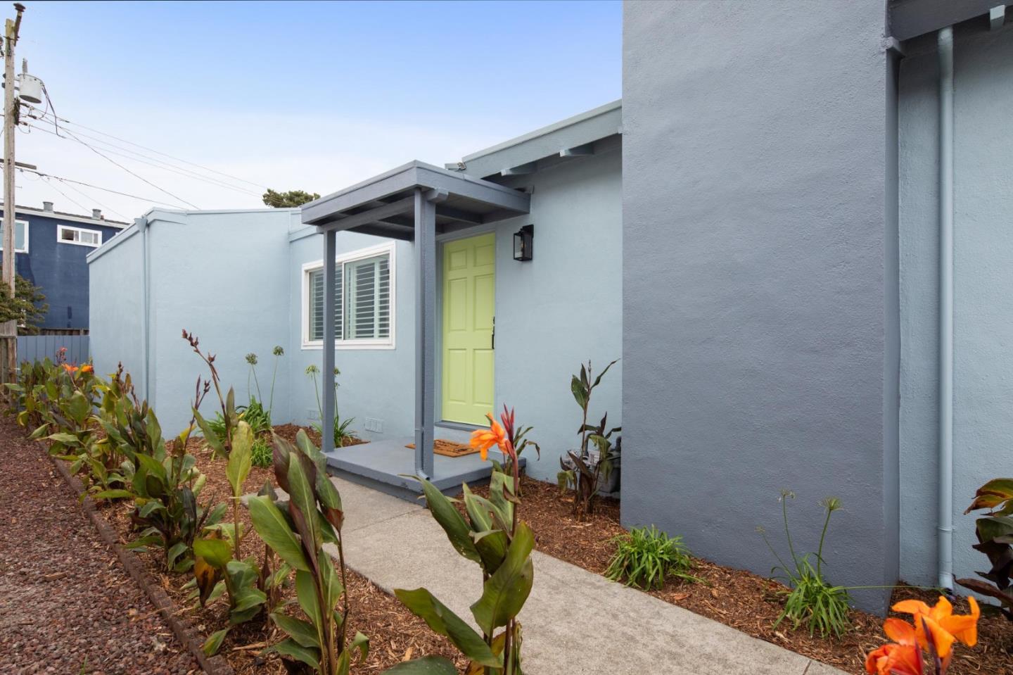 Detail Gallery Image 6 of 42 For 269 Beachview Ave, Pacifica,  CA 94044 - 3 Beds | 1 Baths