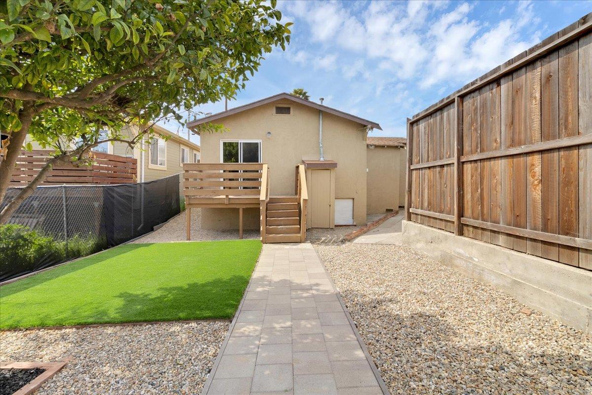 Detail Gallery Image 17 of 20 For 23 Capitol St, Salinas,  CA 93901 - 3 Beds | 1 Baths