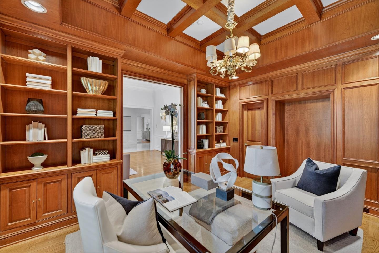 Detail Gallery Image 13 of 37 For 19825 Douglass Ln, Saratoga,  CA 95070 - 4 Beds | 5/1 Baths