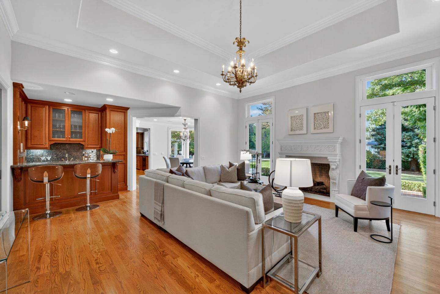 Detail Gallery Image 17 of 37 For 19825 Douglass Ln, Saratoga,  CA 95070 - 4 Beds | 5/1 Baths