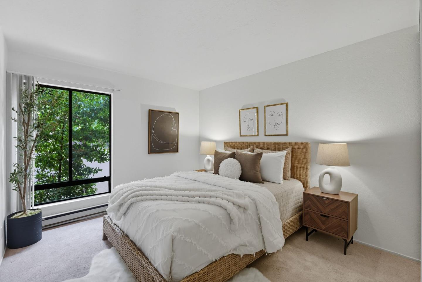 Detail Gallery Image 13 of 30 For 2000 Rock St #7,  Mountain View,  CA 94043 - 2 Beds | 1 Baths