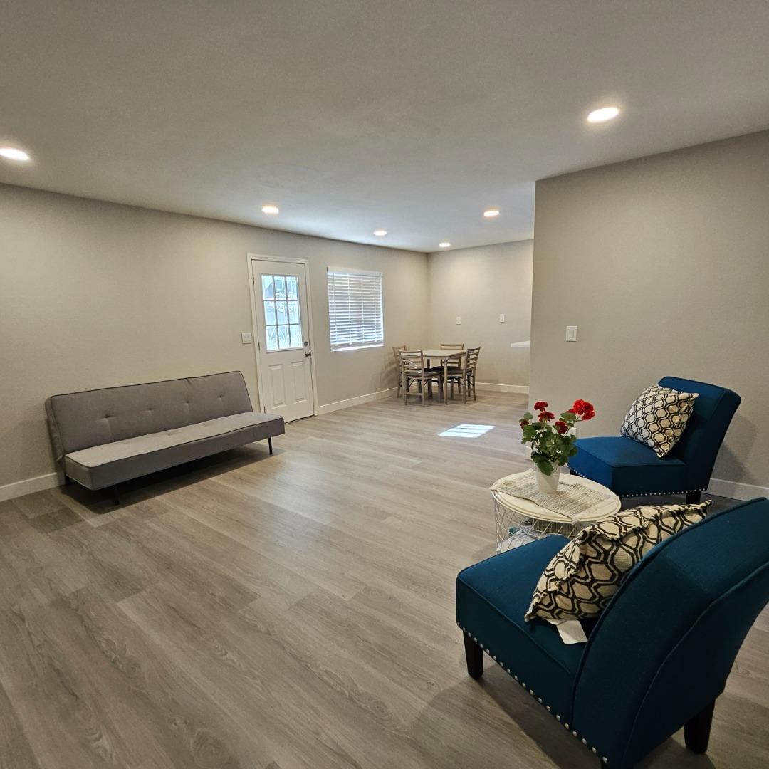 Detail Gallery Image 24 of 60 For 5117 Discovery Ave, San Jose,  CA 95111 - 4 Beds | 3 Baths