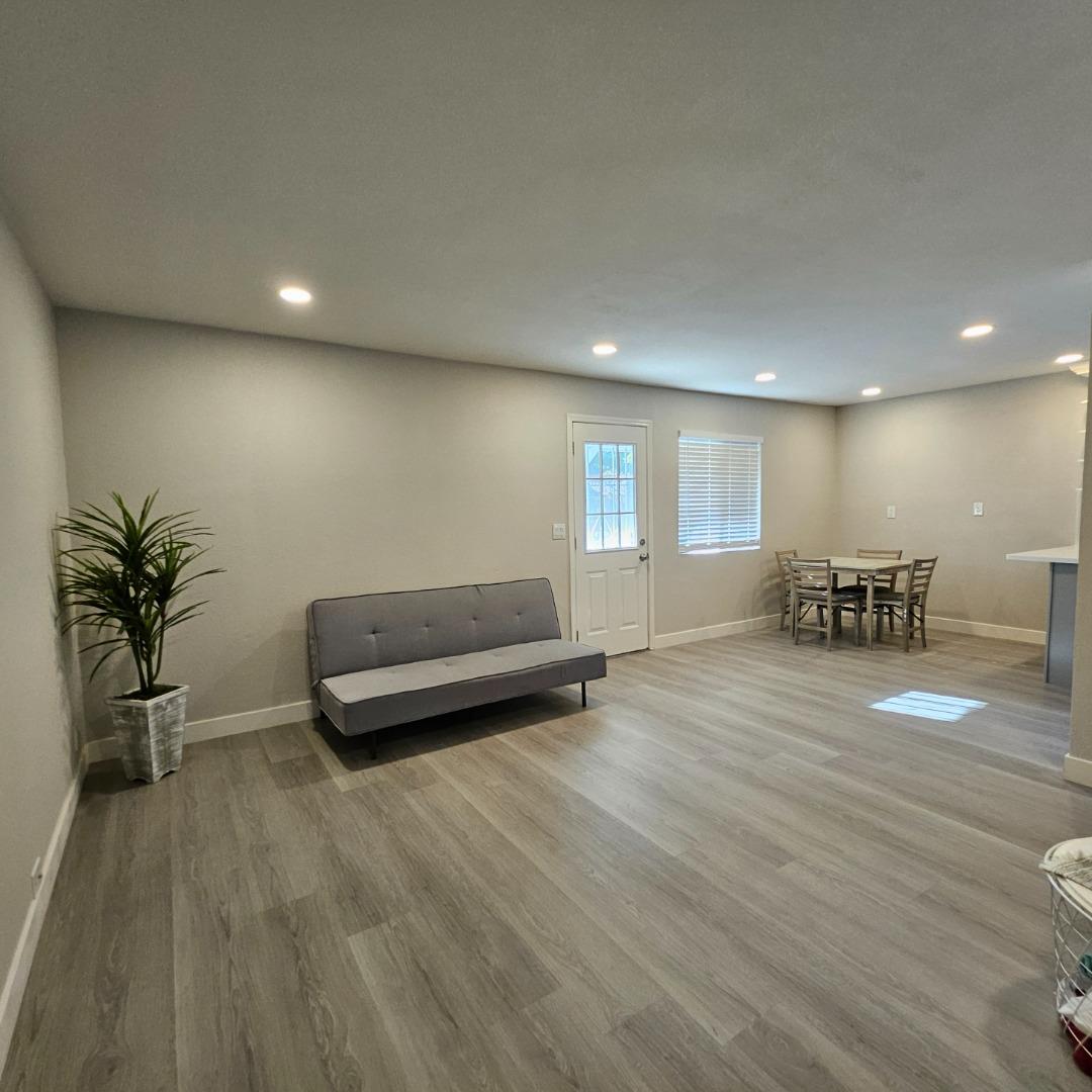 Detail Gallery Image 37 of 60 For 5117 Discovery Ave, San Jose,  CA 95111 - 4 Beds | 3 Baths