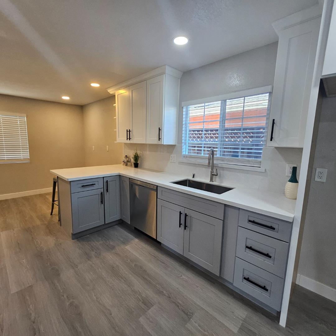 Detail Gallery Image 38 of 60 For 5117 Discovery Ave, San Jose,  CA 95111 - 4 Beds | 3 Baths