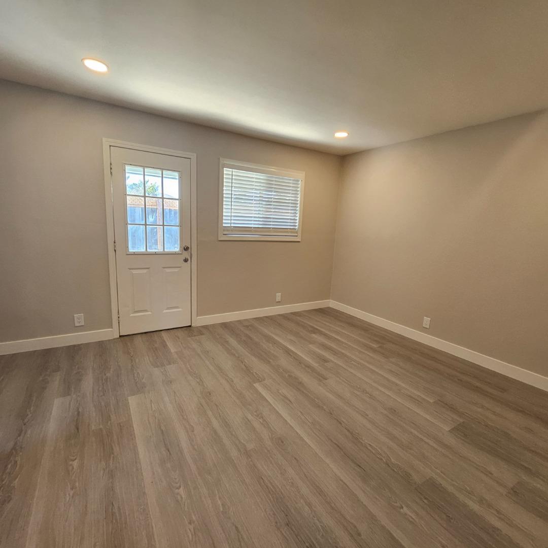 Detail Gallery Image 39 of 60 For 5117 Discovery Ave, San Jose,  CA 95111 - 4 Beds | 3 Baths