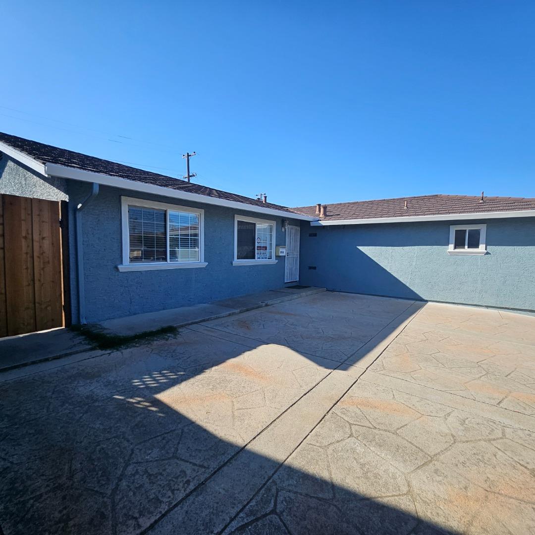 Detail Gallery Image 7 of 60 For 5117 Discovery Ave, San Jose,  CA 95111 - 4 Beds | 3 Baths