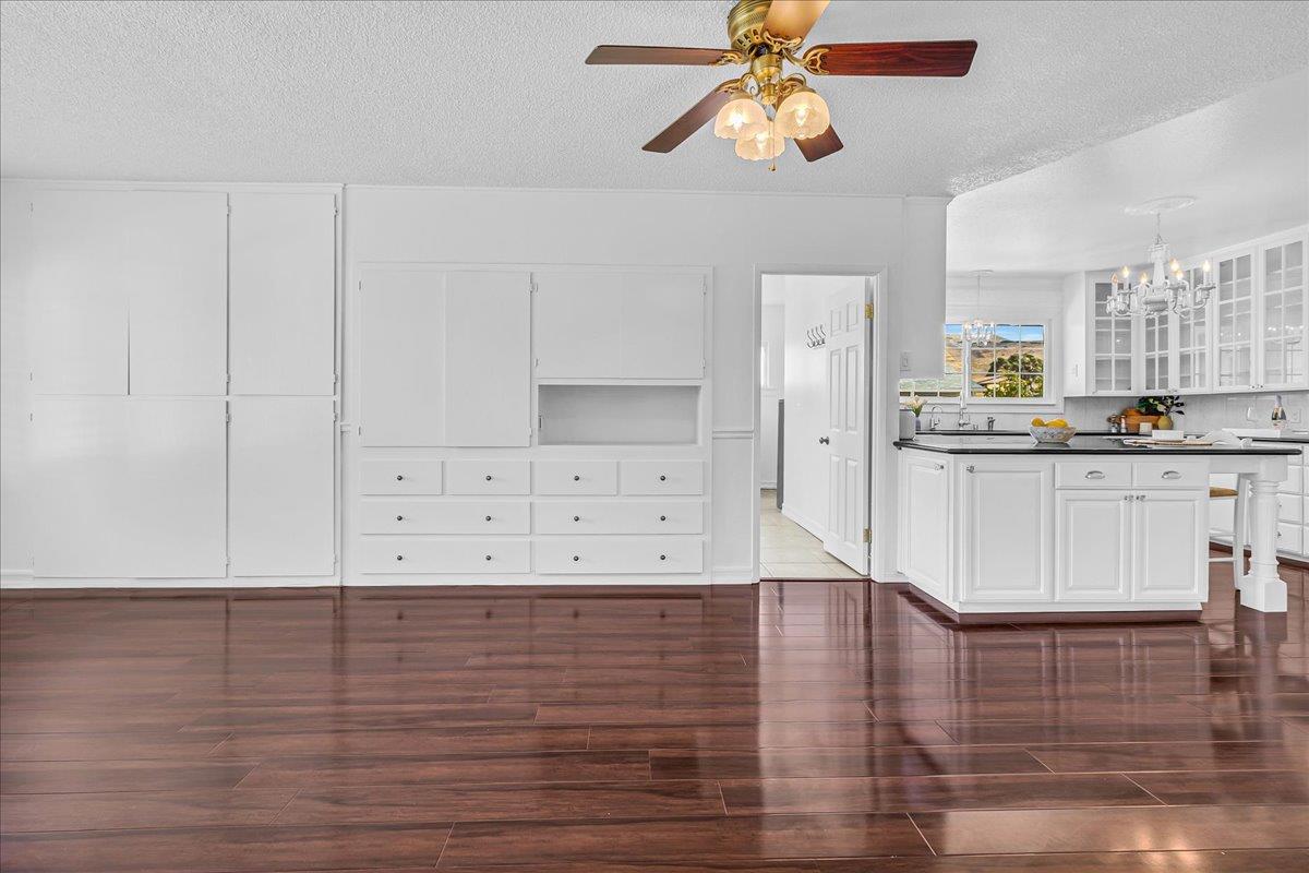 Detail Gallery Image 23 of 67 For 4125 Prunedale Ave, Gilroy,  CA 95020 - 4 Beds | 2 Baths