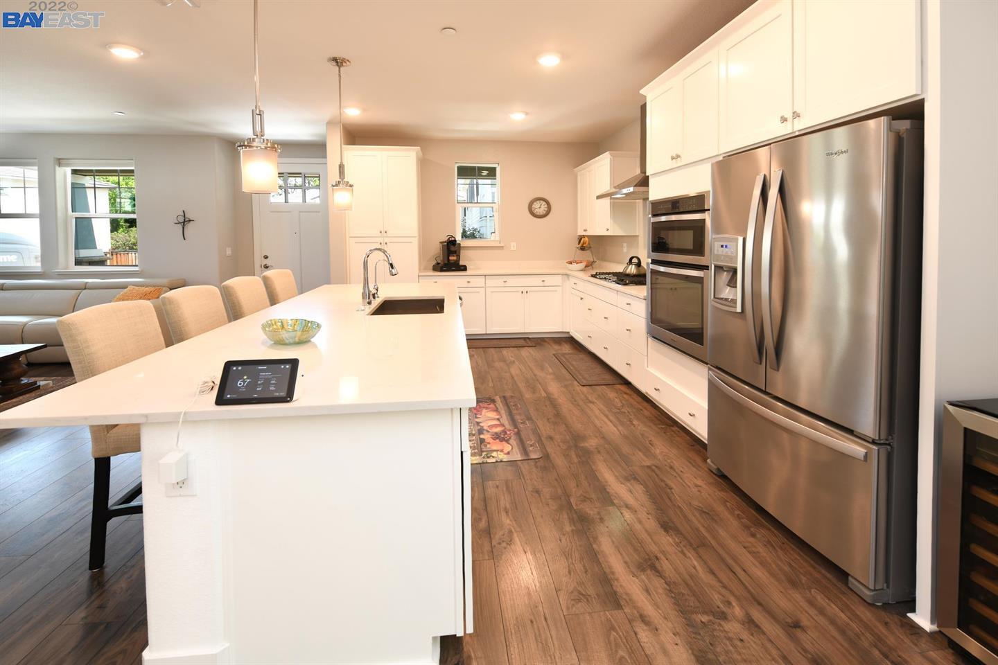 Detail Gallery Image 4 of 19 For 601 Chives Way, Walnut Creek,  CA 94595 - 4 Beds | 2/1 Baths