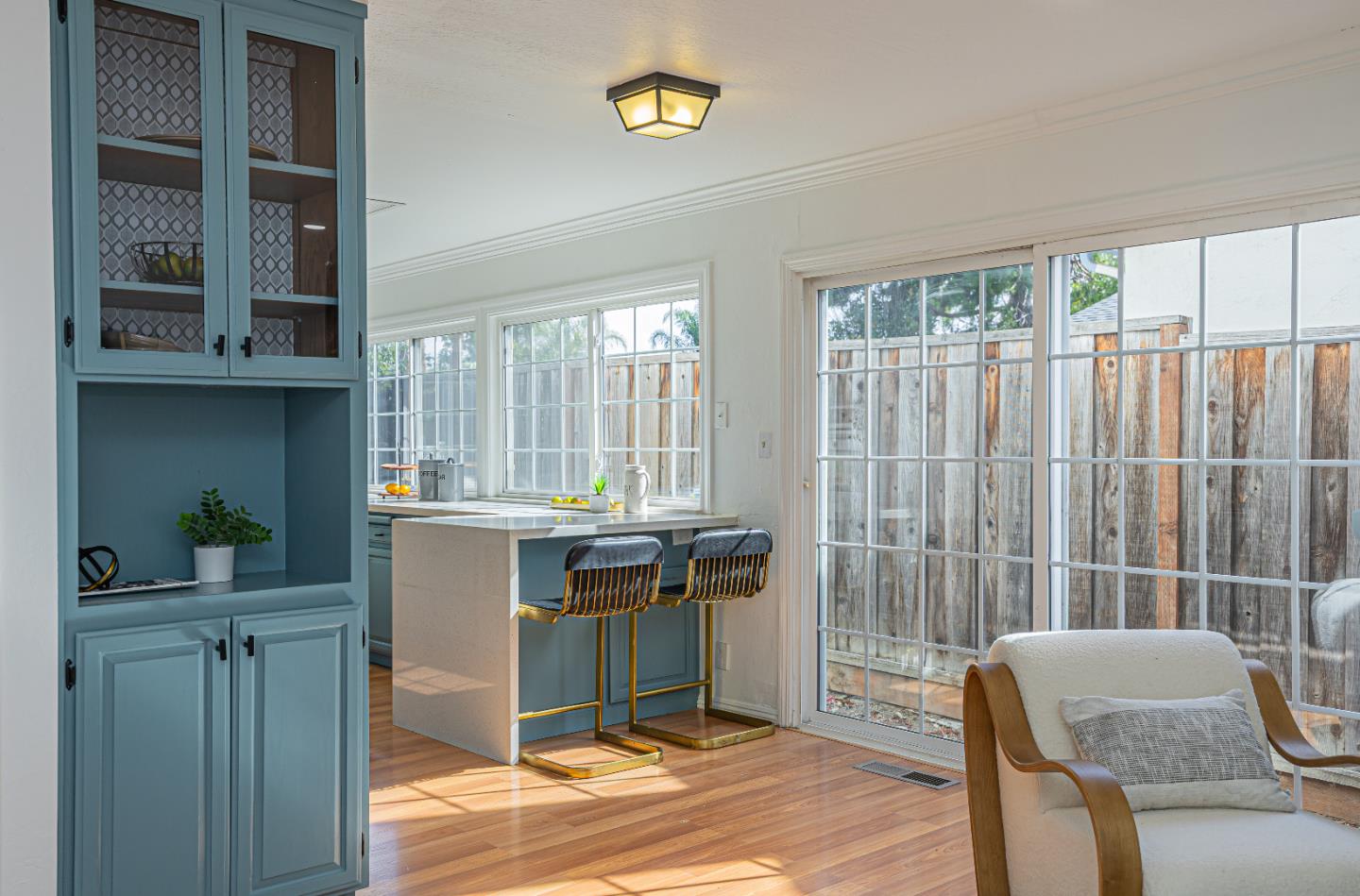 Detail Gallery Image 12 of 25 For 731 Los Huecos Dr, San Jose,  CA 95123 - 4 Beds | 2 Baths