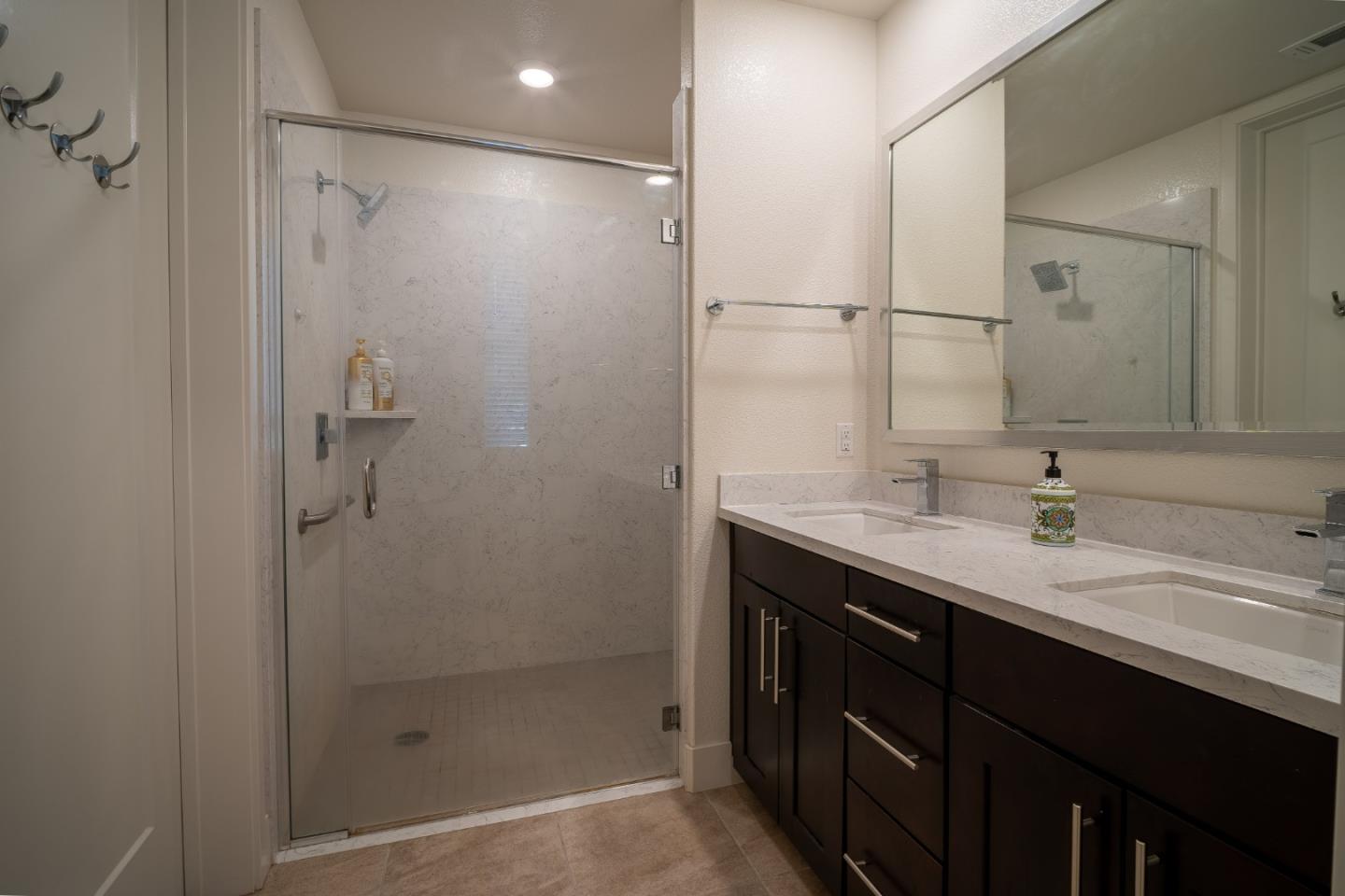 Detail Gallery Image 12 of 46 For 708 Eppleton Ln #204,  Foster City,  CA 94404 - 3 Beds | 2 Baths
