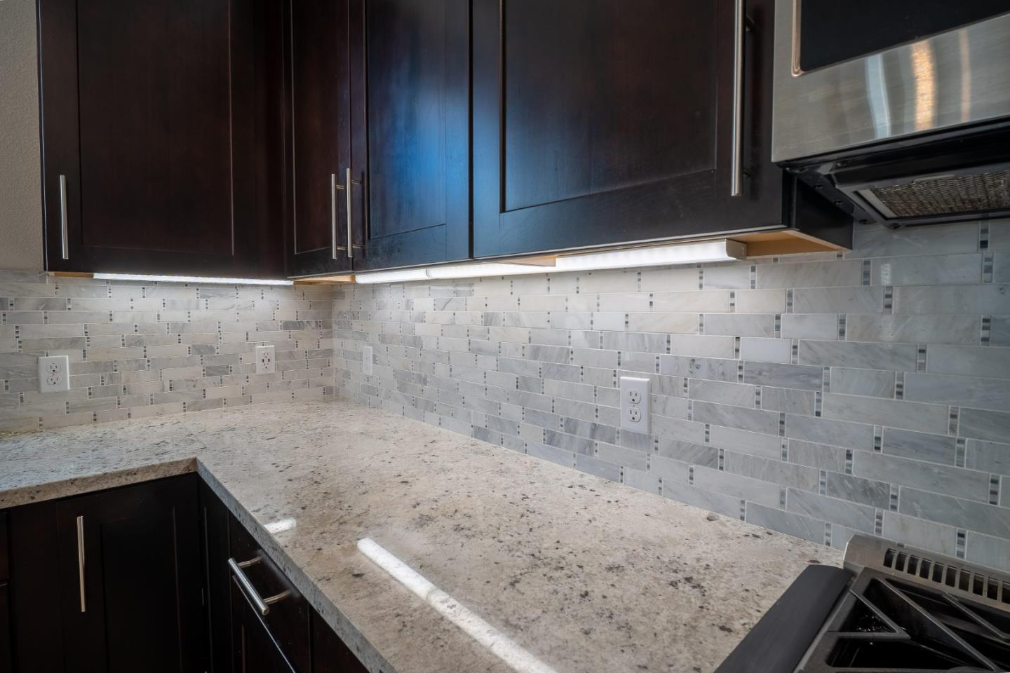 Detail Gallery Image 24 of 46 For 708 Eppleton Ln #204,  Foster City,  CA 94404 - 3 Beds | 2 Baths