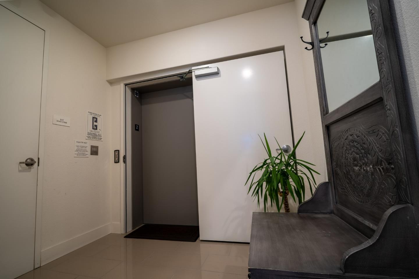 Detail Gallery Image 3 of 46 For 708 Eppleton Ln #204,  Foster City,  CA 94404 - 3 Beds | 2 Baths