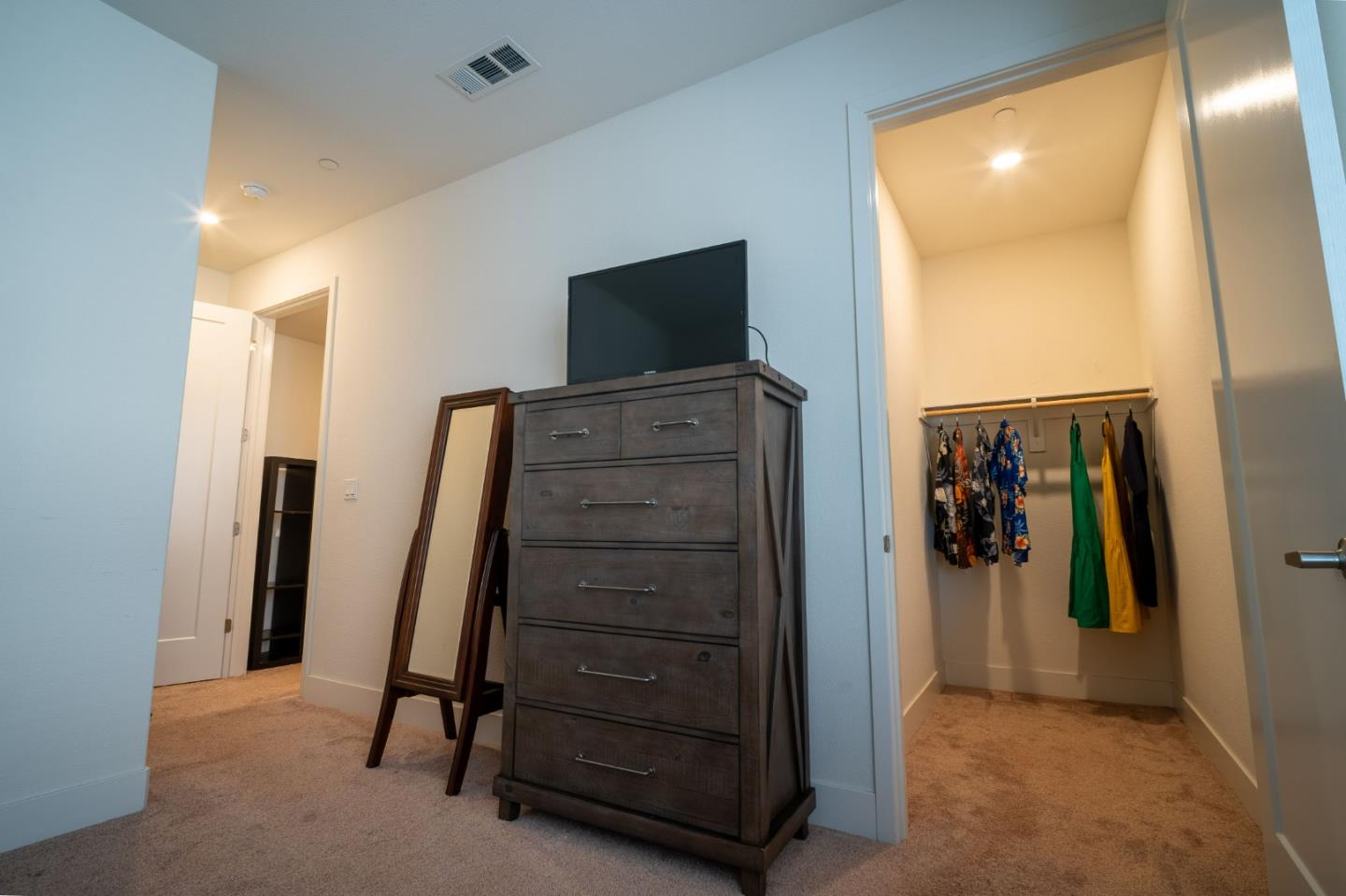 Detail Gallery Image 32 of 46 For 708 Eppleton Ln #204,  Foster City,  CA 94404 - 3 Beds | 2 Baths