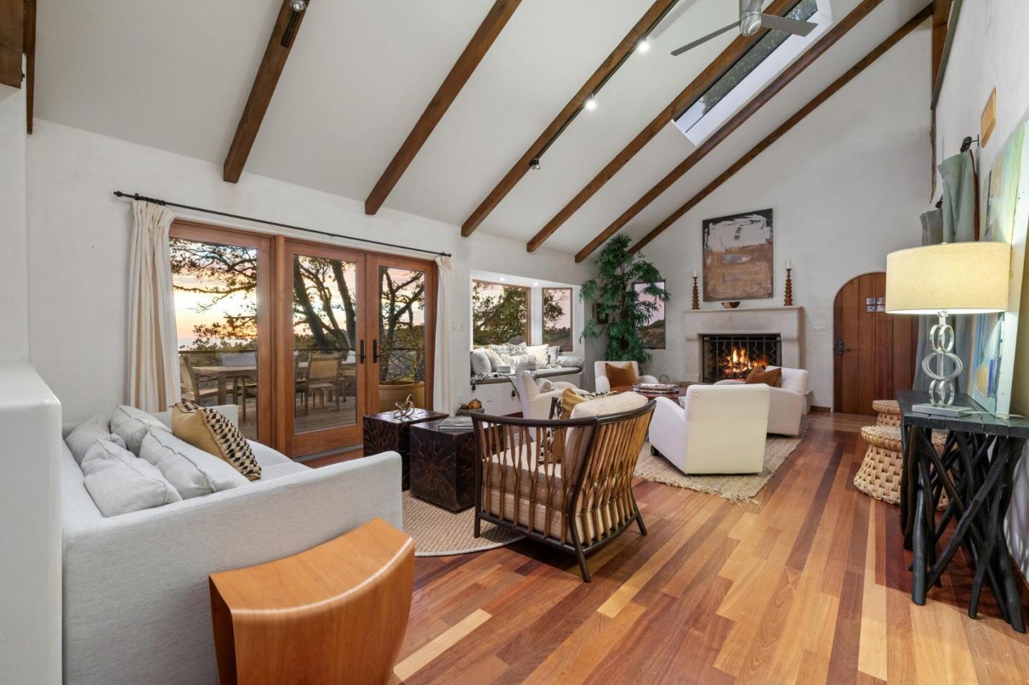 Detail Gallery Image 3 of 20 For 46250 Pfeiffer Ridge Rd, Big Sur,  CA 93920 - 5 Beds | 3 Baths