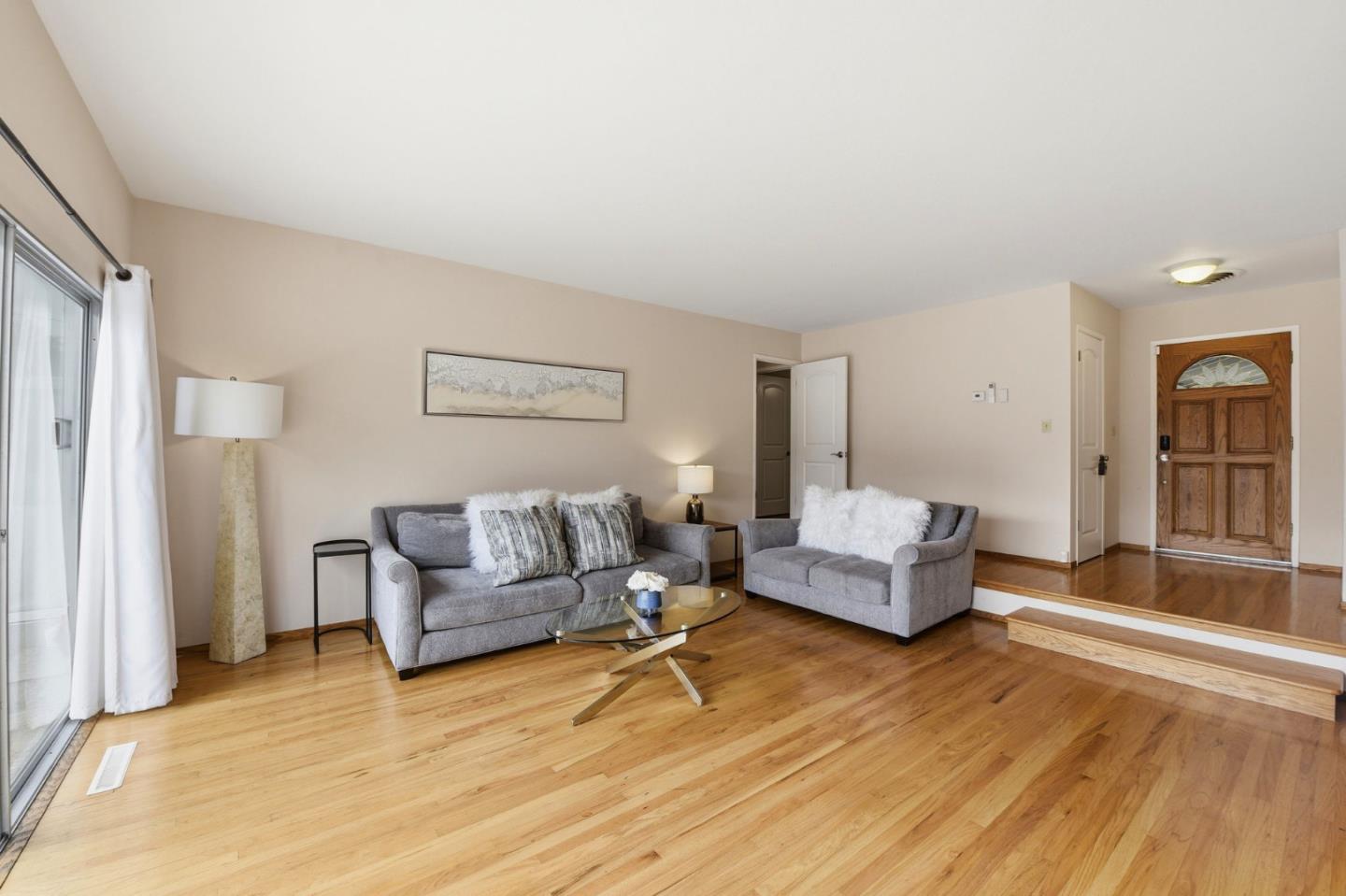 Detail Gallery Image 12 of 45 For 738 Sobrato Dr, Campbell,  CA 95008 - 3 Beds | 2 Baths