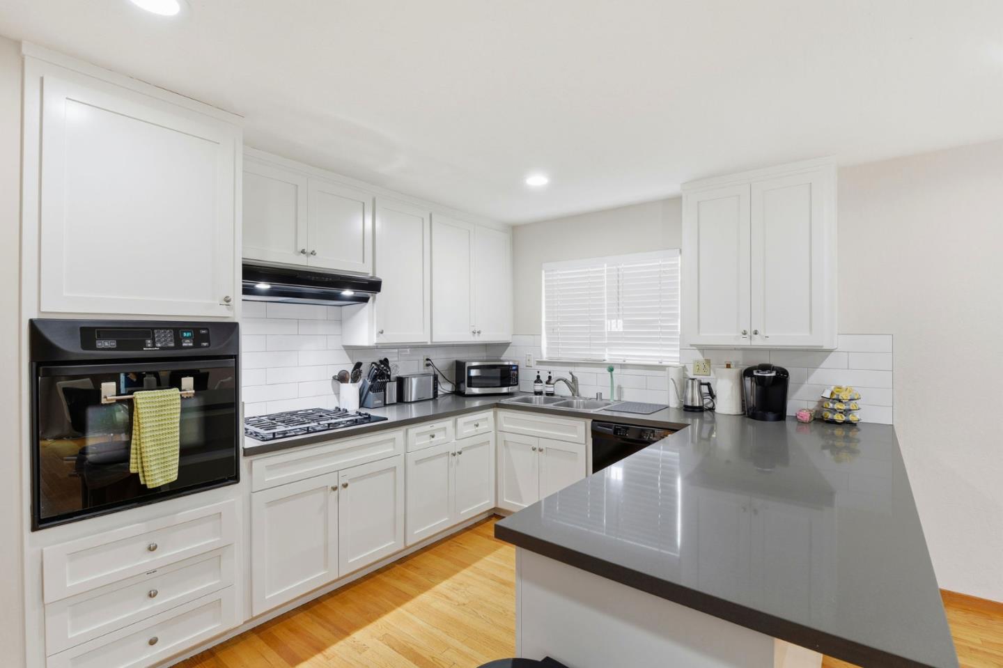 Detail Gallery Image 14 of 45 For 738 Sobrato Dr, Campbell,  CA 95008 - 3 Beds | 2 Baths