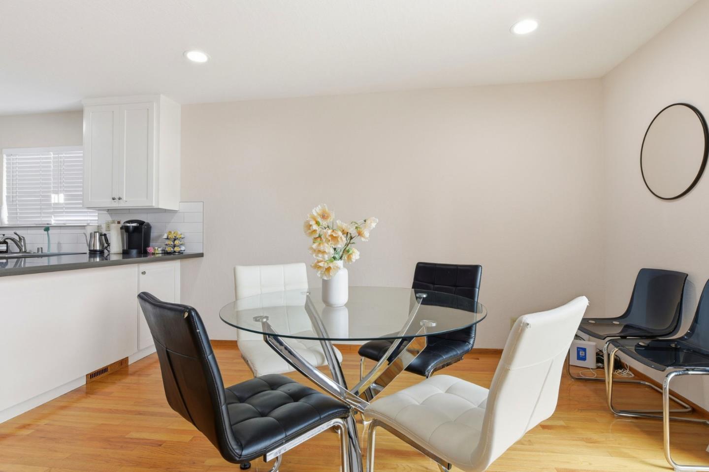 Detail Gallery Image 18 of 45 For 738 Sobrato Dr, Campbell,  CA 95008 - 3 Beds | 2 Baths