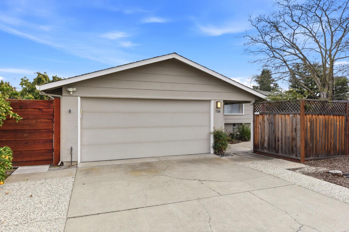 Detail Gallery Image 2 of 45 For 738 Sobrato Dr, Campbell,  CA 95008 - 3 Beds | 2 Baths