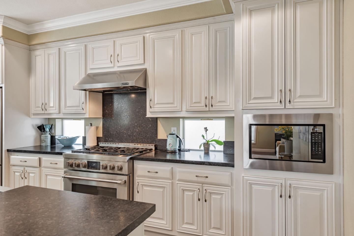 Detail Gallery Image 14 of 38 For 1085 Tasman Dr #514,  Sunnyvale,  CA 94089 - 3 Beds | 3 Baths