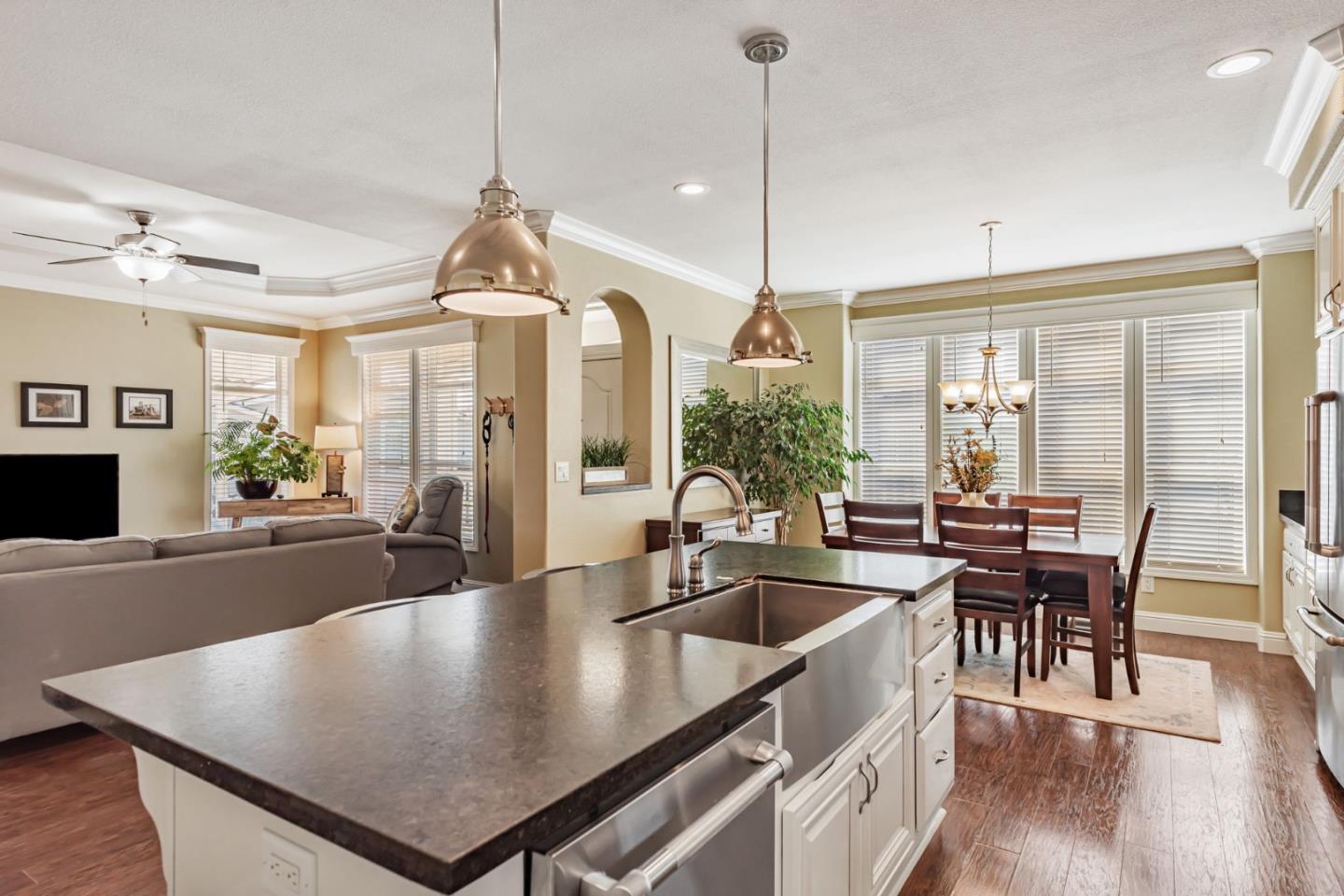 Detail Gallery Image 16 of 38 For 1085 Tasman Dr #514,  Sunnyvale,  CA 94089 - 3 Beds | 3 Baths