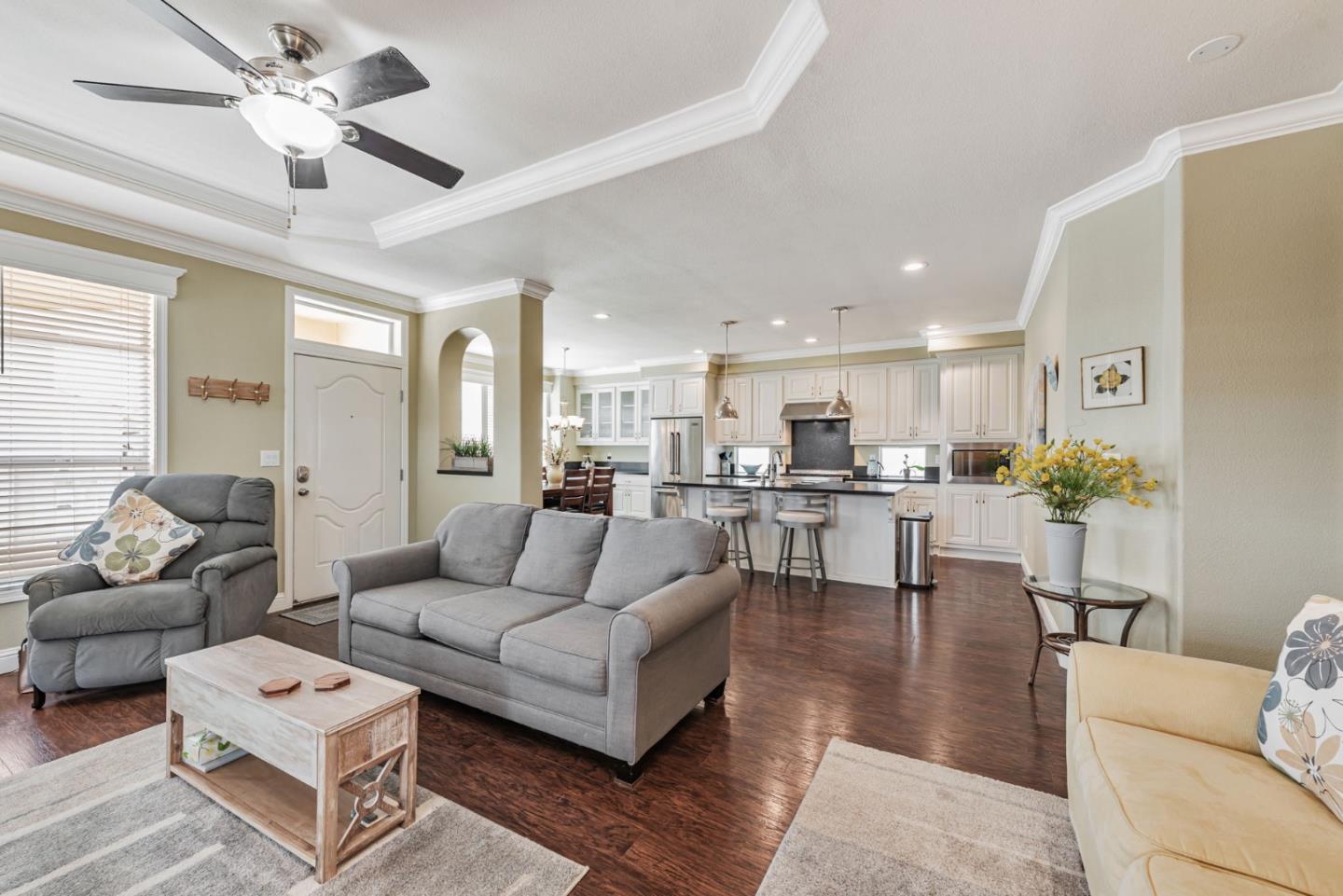 Detail Gallery Image 8 of 38 For 1085 Tasman Dr #514,  Sunnyvale,  CA 94089 - 3 Beds | 3 Baths