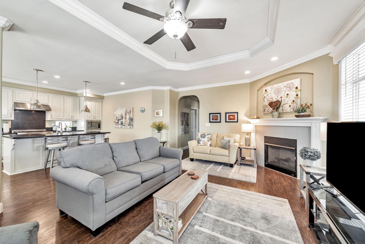 Detail Gallery Image 9 of 38 For 1085 Tasman Dr #514,  Sunnyvale,  CA 94089 - 3 Beds | 3 Baths