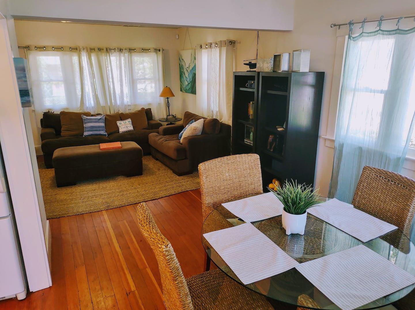 Detail Gallery Image 7 of 17 For 201 W Cota St, Santa Barbara,  CA 93101 - 2 Beds | 1 Baths