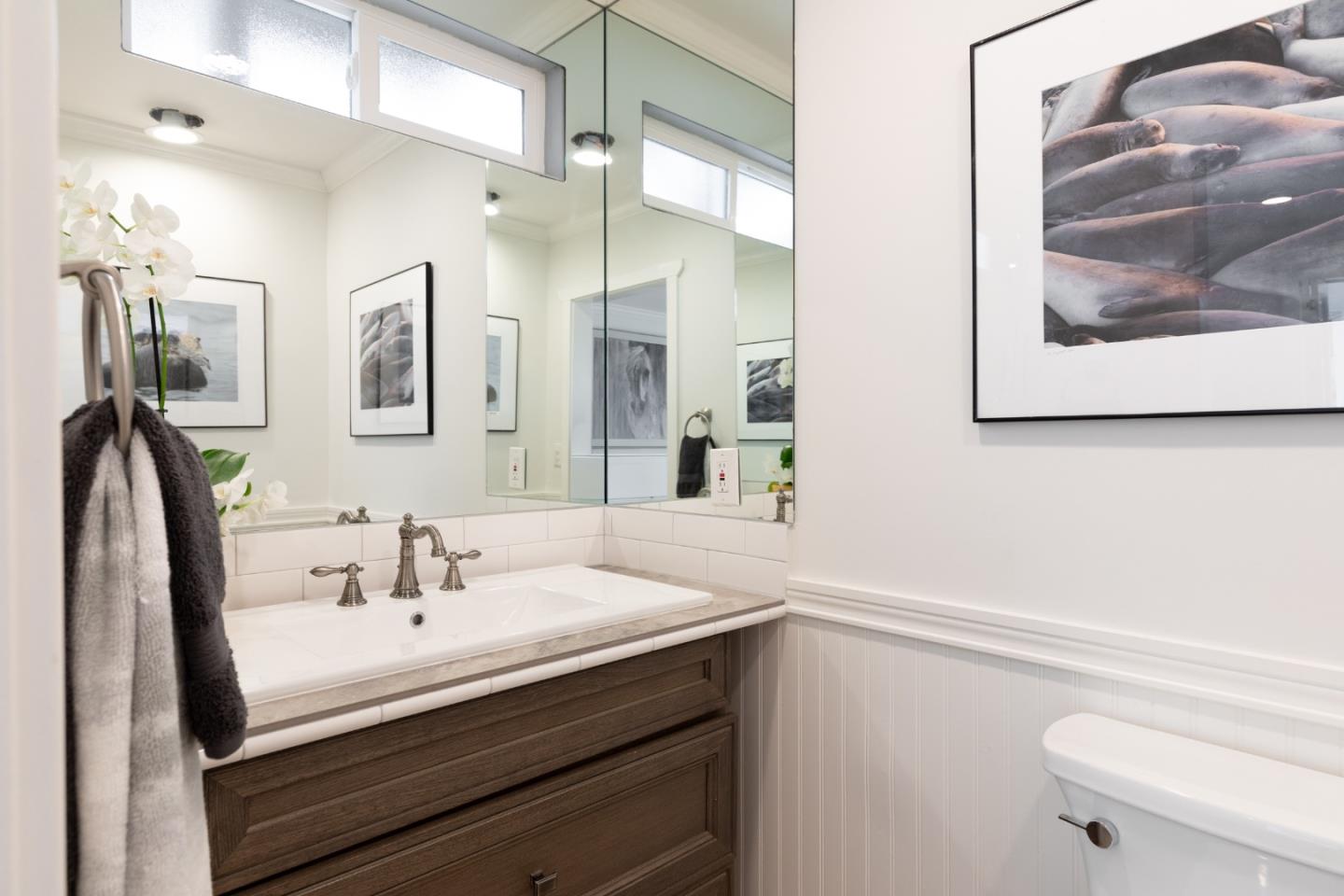 Detail Gallery Image 16 of 43 For 4106 Crest Rd, Pebble Beach,  CA 93953 - 3 Beds | 2/1 Baths