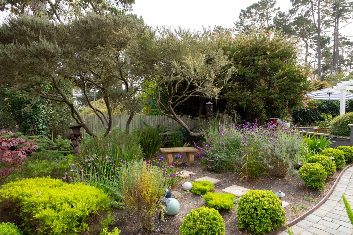 Detail Gallery Image 29 of 43 For 4106 Crest Rd, Pebble Beach,  CA 93953 - 3 Beds | 2/1 Baths