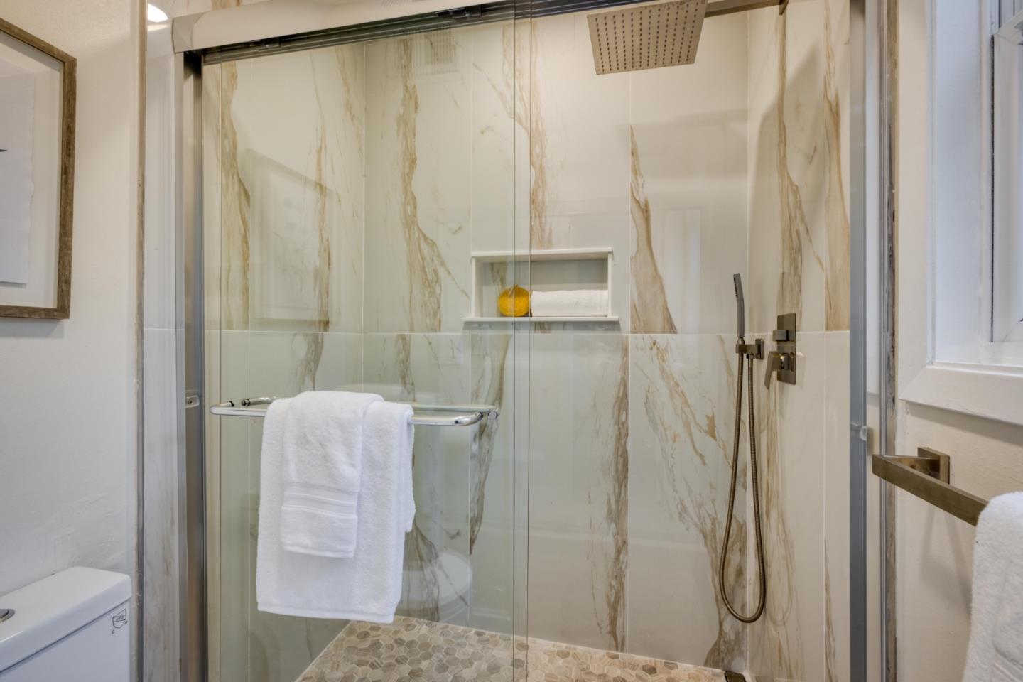 Detail Gallery Image 17 of 24 For 471 Tovar Dr, San Jose,  CA 95123 - 4 Beds | 2 Baths