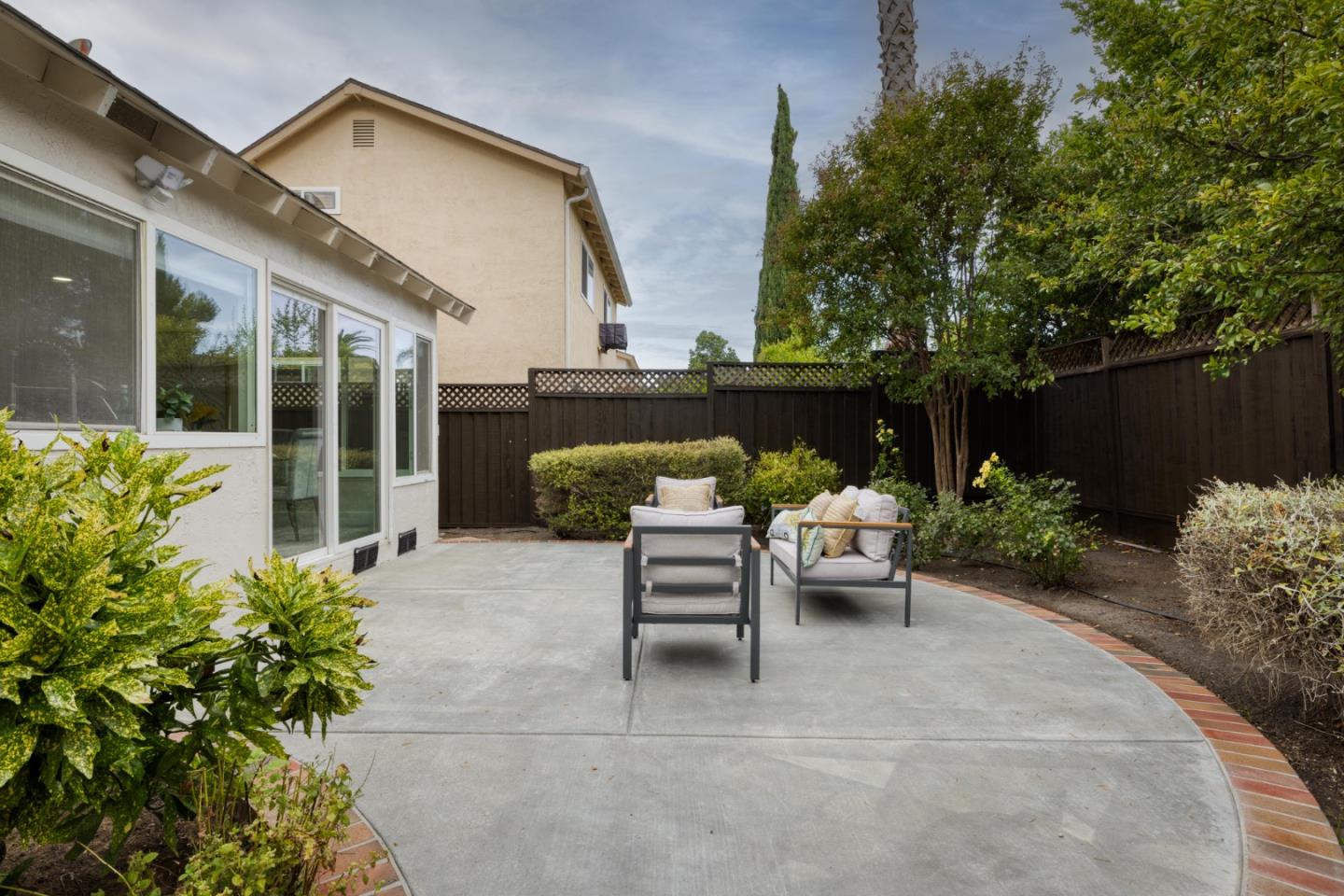 Detail Gallery Image 19 of 24 For 471 Tovar Dr, San Jose,  CA 95123 - 4 Beds | 2 Baths