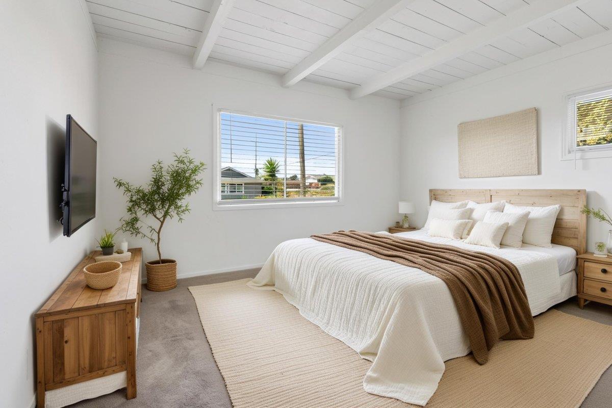 Detail Gallery Image 8 of 15 For 1092 Highland St, Seaside,  CA 93955 - 2 Beds | 1 Baths