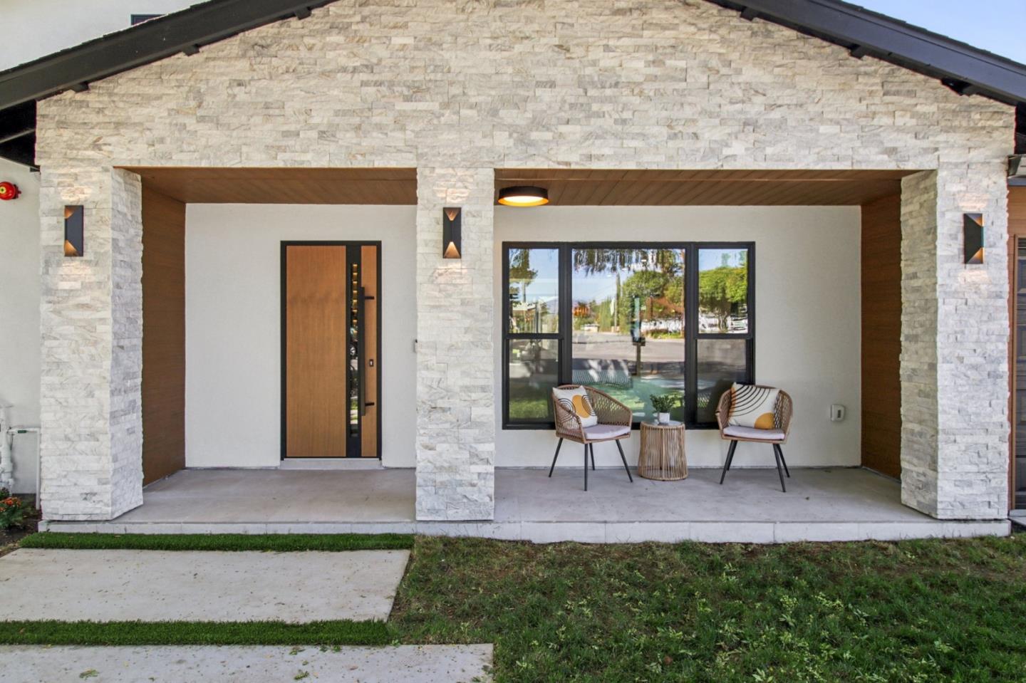 Detail Gallery Image 110 of 141 For 14361 Lenray Ln, San Jose,  CA 95124 - 5 Beds | 4 Baths