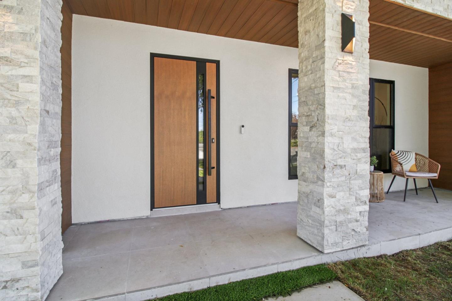 Detail Gallery Image 111 of 141 For 14361 Lenray Ln, San Jose,  CA 95124 - 5 Beds | 4 Baths