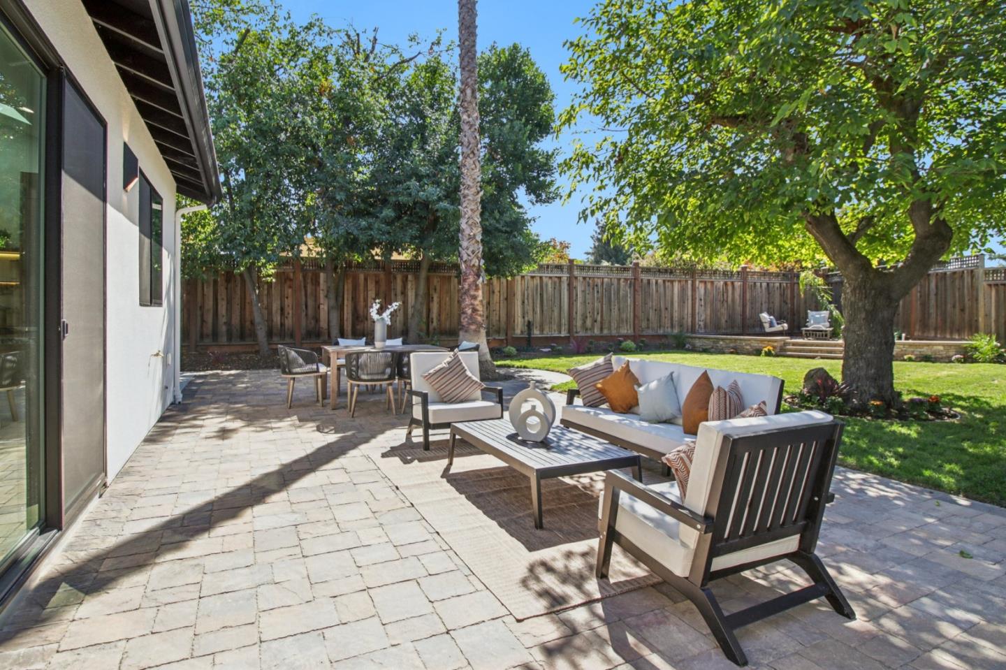 Detail Gallery Image 114 of 141 For 14361 Lenray Ln, San Jose,  CA 95124 - 5 Beds | 4 Baths