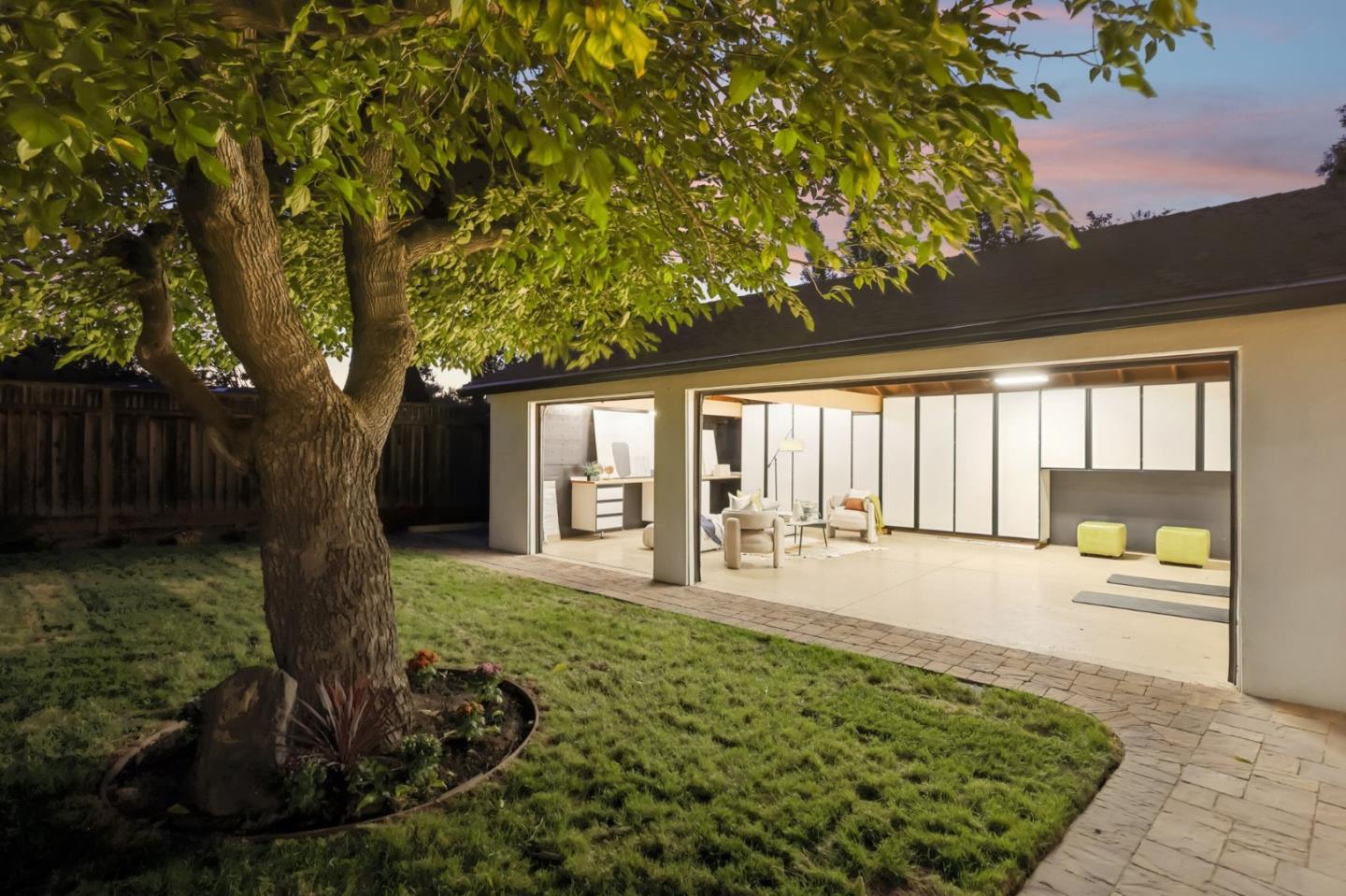 Detail Gallery Image 129 of 141 For 14361 Lenray Ln, San Jose,  CA 95124 - 5 Beds | 4 Baths