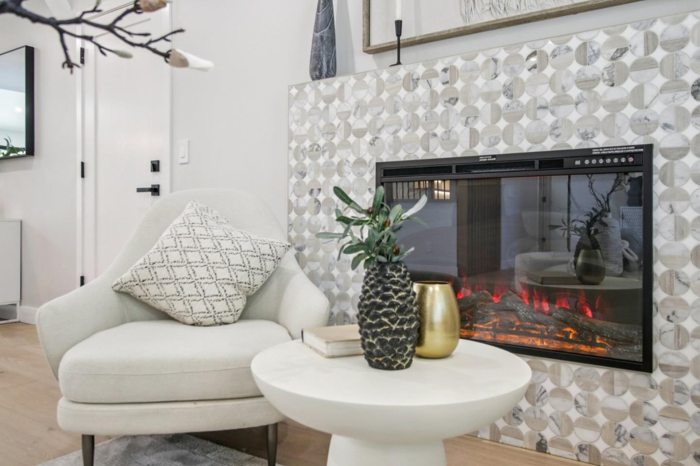 Detail Gallery Image 14 of 141 For 14361 Lenray Ln, San Jose,  CA 95124 - 5 Beds | 4 Baths