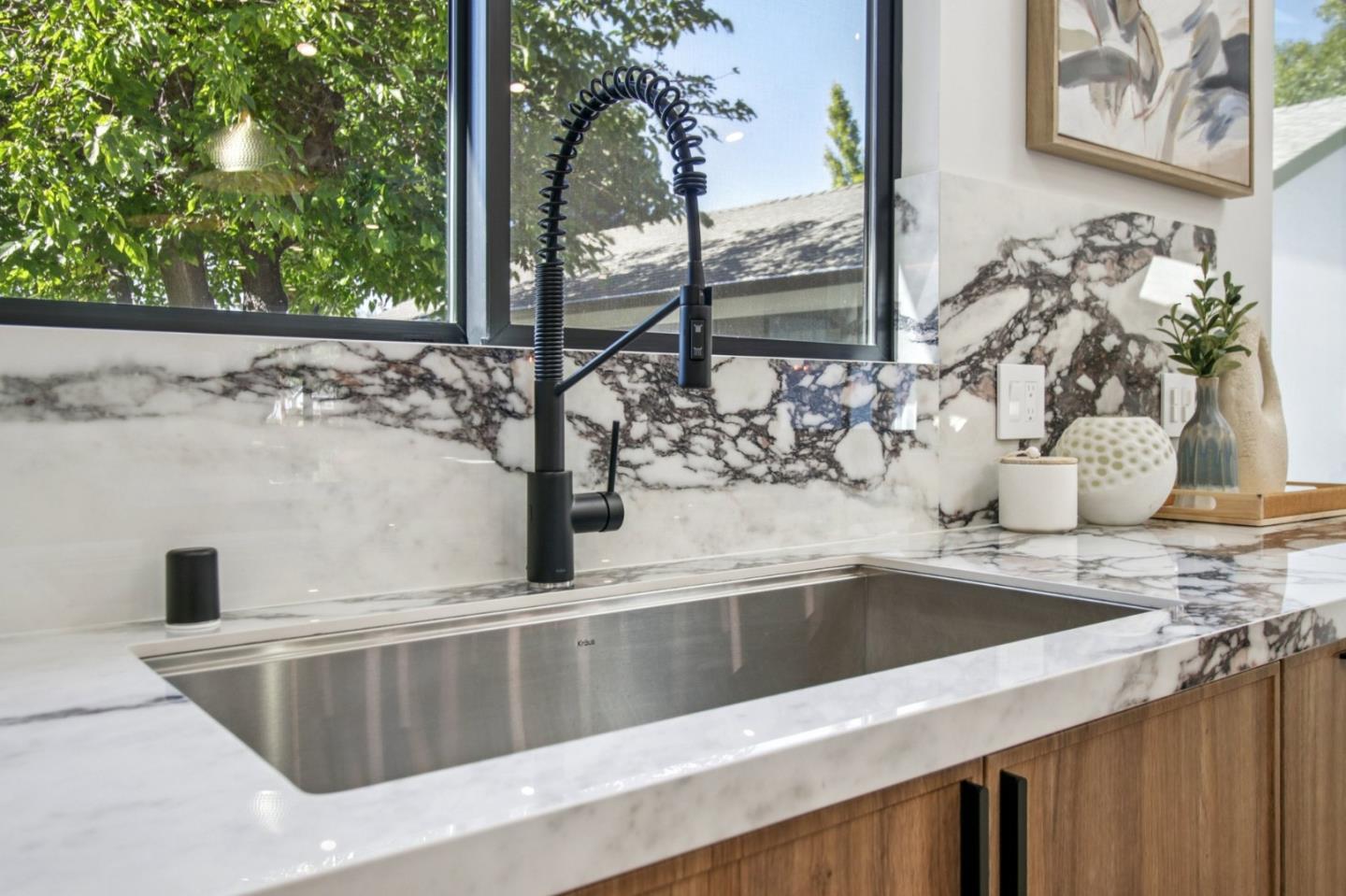 Detail Gallery Image 28 of 141 For 14361 Lenray Ln, San Jose,  CA 95124 - 5 Beds | 4 Baths